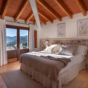 Es Petit De Hotel